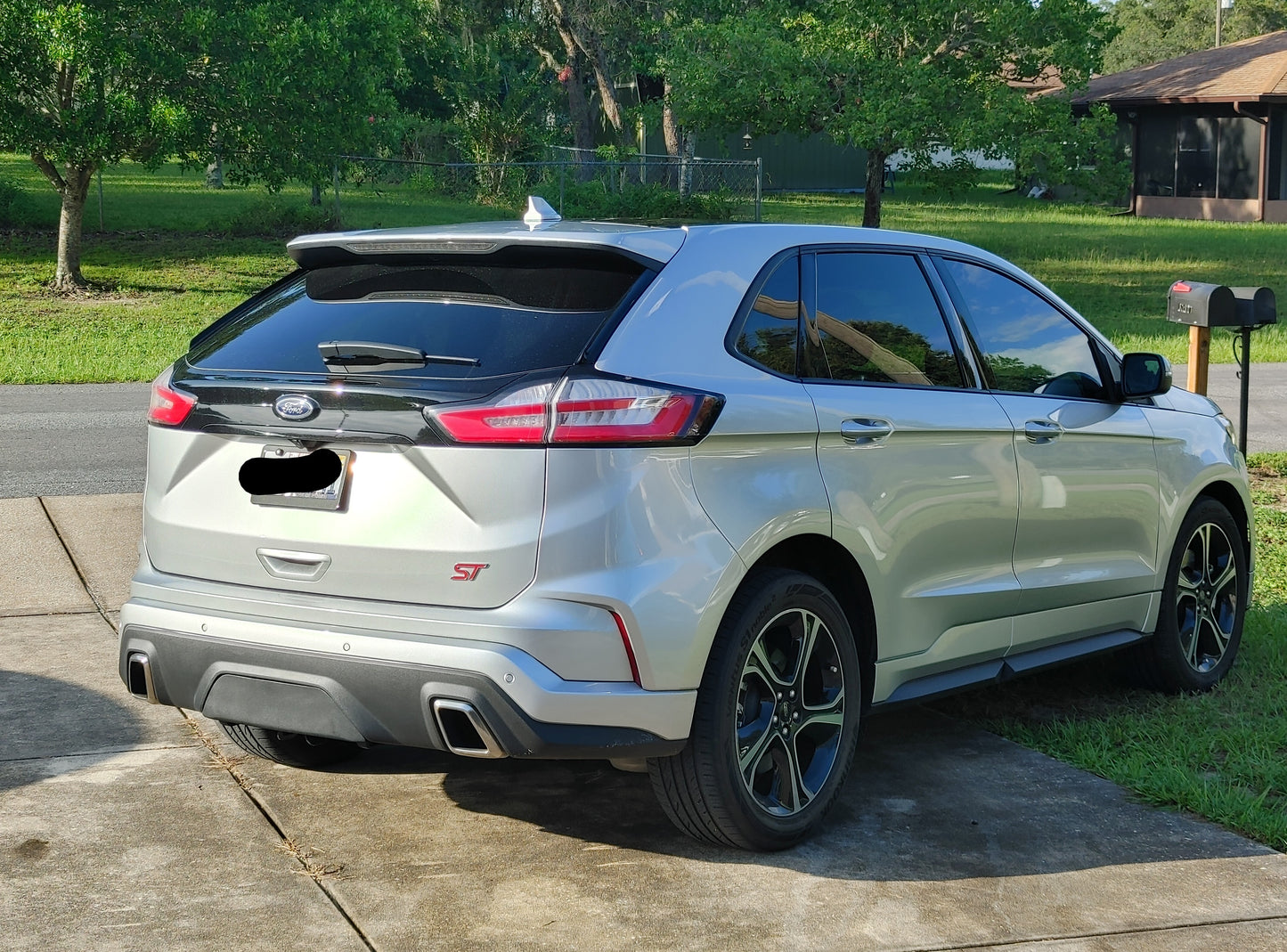 2019-2024 Ford Edge ST Hitch cover