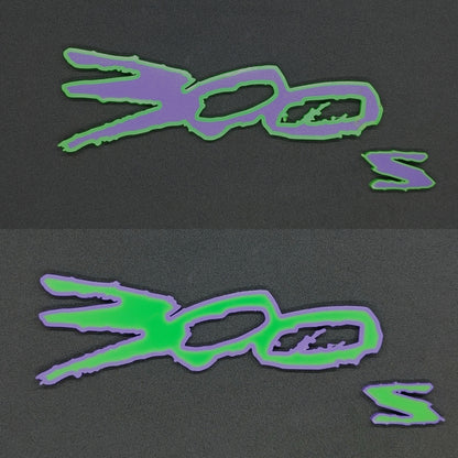 Dual color 300 badge