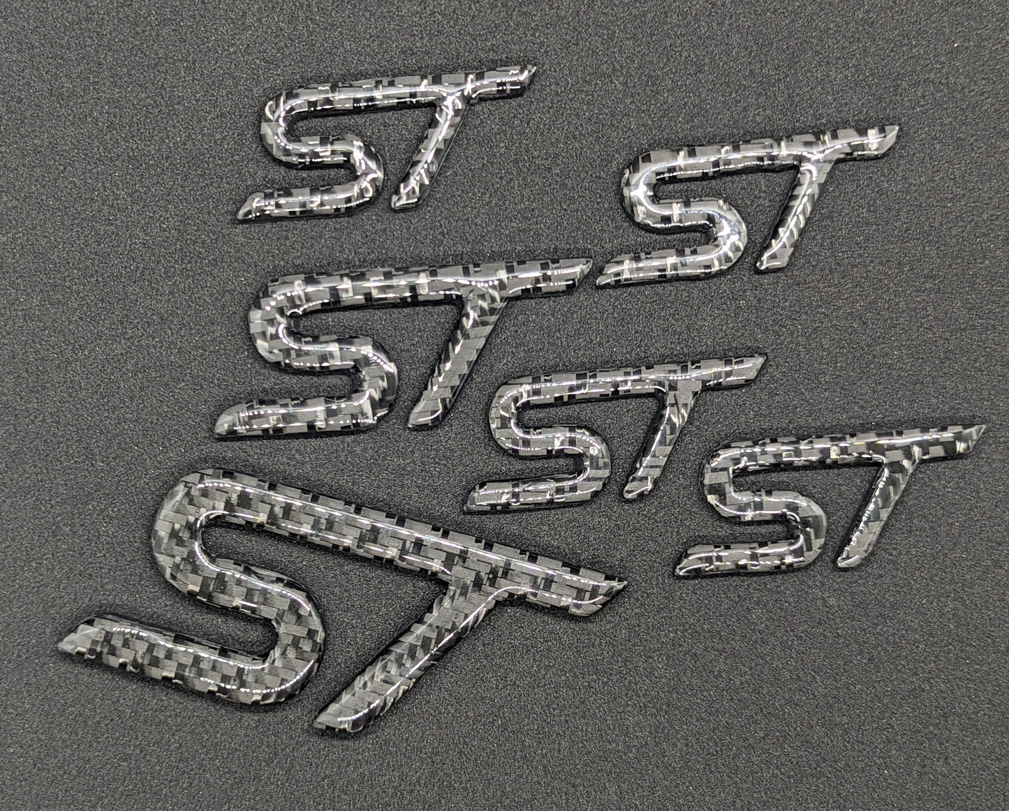 2020-2026 Explorer ST Carbon Fiber Badges